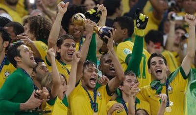 البرازيل تسحق اسبانيا لتفوز بكأس القارات لكرة القدم 1 01 07 13 123402220