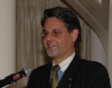 المانيا تبدى استعدادها لمساعدة اليمن في النظام الانتخابي كونه يأخذ بالقائمة النسبية والفردية 1 02 05 13 425632870