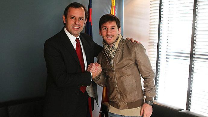 رئيس نادي برشلونة الإسباني: ميسي يساوي 580 مليون يورو 1 05 08 13 138799407