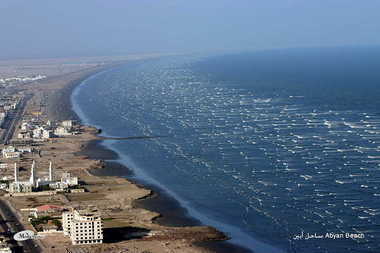 اشتباكات بين الامن العام وشرطة النجده في عدن 1 08 12 12 48857723