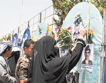 الجيش اليمني يسيطر على مرتفعات العرقوب في أبين 1 09 06 12 52647660