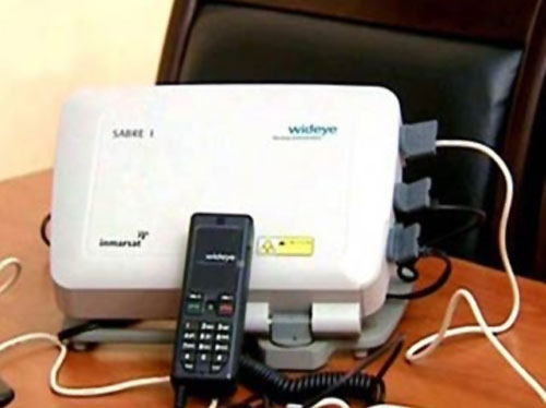 عسكريون امريكيون يتولون تدريب عناصر من الامن القومي لاستخدام شبكة رقابة امنية امريكية منصوبة في صنعاء لتأمين مؤتمر الحوار الوطني 1 10 03 13 400247330