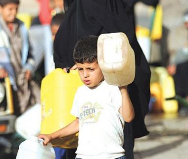 مؤسسة مياه تعز: انطفاءات الكهرباء وإضراب الموظفين وراء تأخر إيصال الخدمة إلى المواطنين 1 13 07 13 140089736