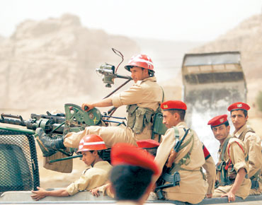 وزيرة حقوق الإنسان اليمنية: المؤتمر الشعبي "أهدر دمي" بالتحريض على قتلي على غرار جار الله عمر 1 16 07 12 97798453