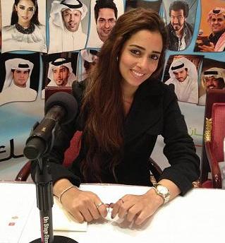 الفنانة اليمنية بلقيس احمد فتحي تعترف : صفحتي لم تهكر وانا من كتب عن هزازي ! 5 17 02 13 913152266