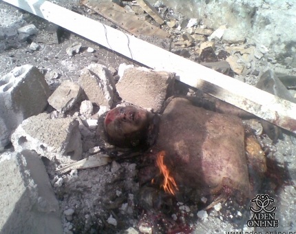 القاعدة تتبنى الهجوم على قائد المنطقة العسكرية الجنوبية وتتوعد بالمزيد 1 18 06 12 212554117