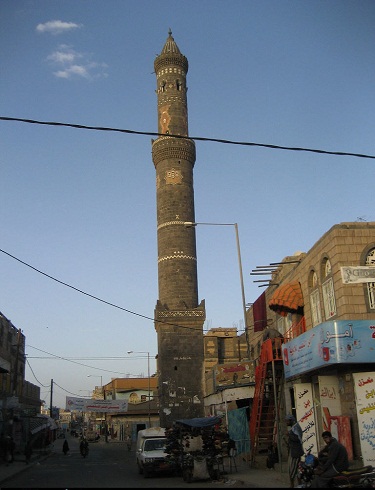 الشرطة العسكرية تضبط مبيدات محظورة ومحرم تداولها في ذمار 1 19 09 12 859820027