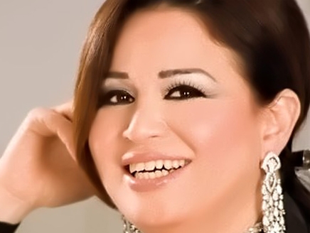 إلهام شاهين: مشاهدي في السينما بأوامر المخرج وتحت إشراف الرقابة 2 27 12 12 864045496