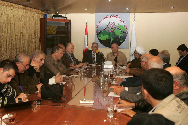 الدكتور رفعت السيد أحمد في ضيافة التجمعّ العربي والإسلامي لدعم خيار المقاومة 1 28 12 12 781986549