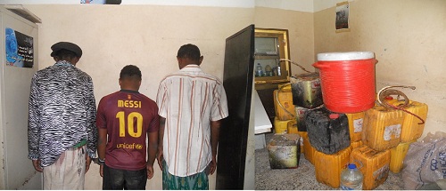 الحديدة: إدارة البحث الجنائي تداهم عدداً معامل صنع الخمور في الحديدة 1 30 04 13 518404642