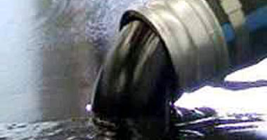 اليمن يستأنف ضخ ربع إنتاجه من النفط 1 30 05 13 246366797