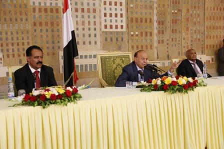 رئيس الجمهورية: يلغي مسألة النواب للوزراء وحق الأغلبية ويؤكد أن الخلاف في البرلمان أو الحكومة مرجعيته الرئيس 1 30 06 13 946371395