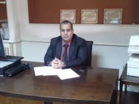 إصابة القيادي البارز في المؤتمر ياسر اليماني اثر قيام مجهولين بإحراق سيارته 1 31 05 13 448478186