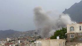 الطيران السعودي يشن سلسلة غارات على مدينة تعز