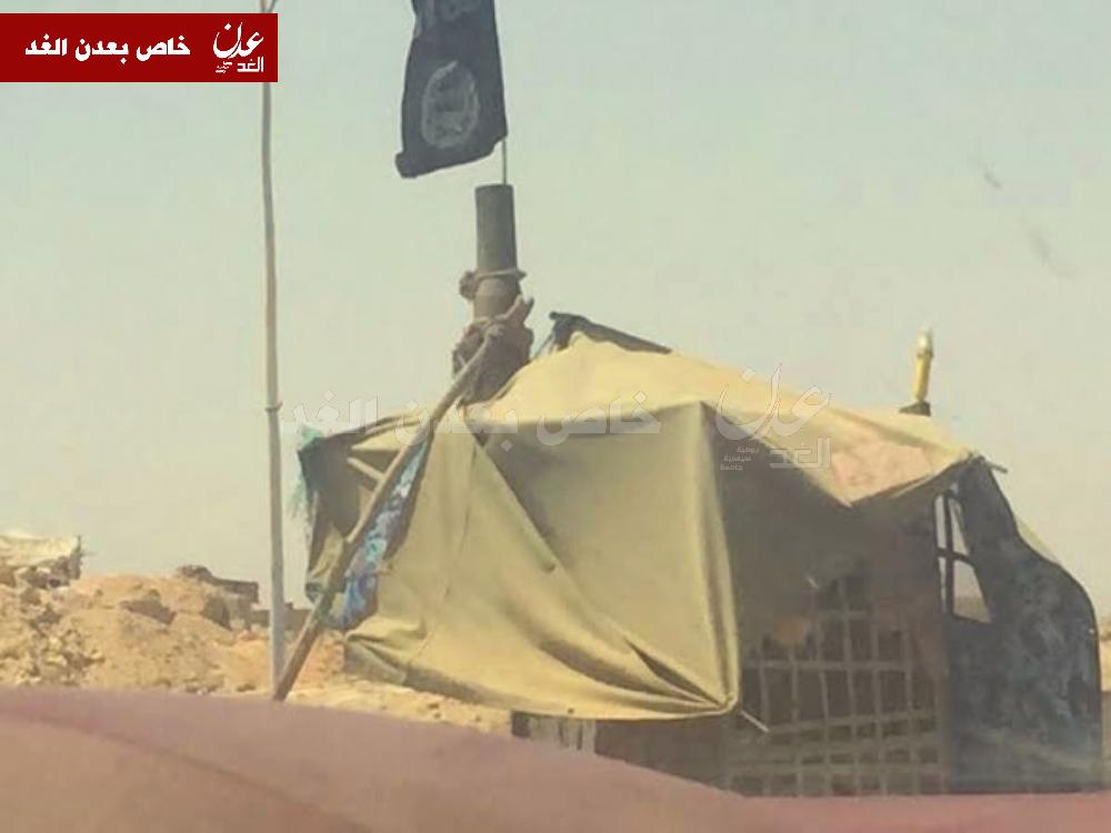 شبان مسلحون يهاجمون مقر أمنيا للقاعدة في مدينة المكلا