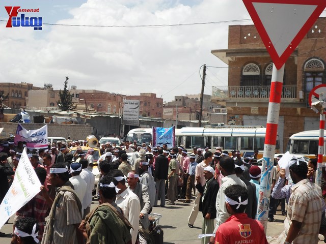 صنعاء.. مسيرة حاشدة دعما لمحافظ تعز شوقي هائل 27