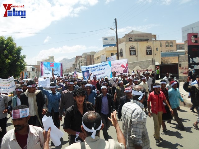 صنعاء.. مسيرة حاشدة دعما لمحافظ تعز شوقي هائل 37