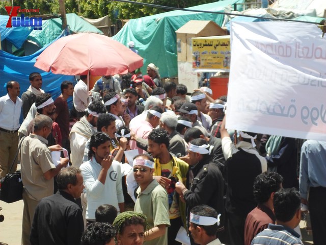 صنعاء.. مسيرة حاشدة دعما لمحافظ تعز شوقي هائل 39