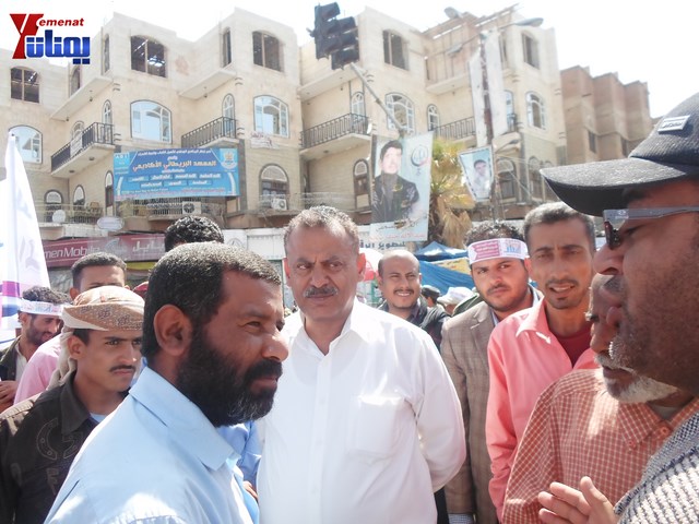صنعاء.. مسيرة حاشدة دعما لمحافظ تعز شوقي هائل 57