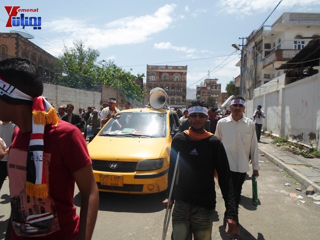 صنعاء.. مسيرة حاشدة دعما لمحافظ تعز شوقي هائل 65