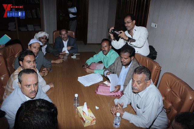 عمال وموظفي المسالخ يهددون باعتصام مفتوح أمام مبنى أمانة العاصمة إذا لم تنفذ مطالبهم إلى الغد 118