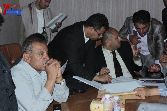 عمال وموظفي المسالخ يهددون باعتصام مفتوح أمام مبنى أمانة العاصمة إذا لم تنفذ مطالبهم إلى الغد 126