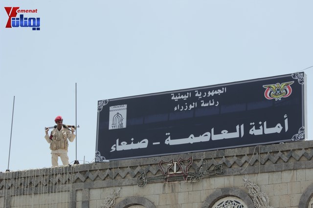 عمال وموظفي المسالخ يهددون باعتصام مفتوح أمام مبنى أمانة العاصمة إذا لم تنفذ مطالبهم إلى الغد 167