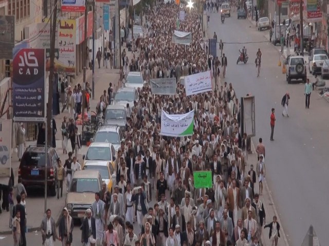 مسيرة حاشدة لشباب الثورة تؤكد على استمرارية الثورة والبقاء في الساحات وتطالب باسقاط حكومة المحاصصة 8