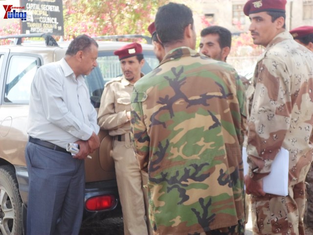وقفة احتجاجية للجامعيين العسكريين والأمنيين أمام مكتب رئاسة الجمهورية احتجاجا على عدم ترقيتهم إلى رتبة ضابط 141