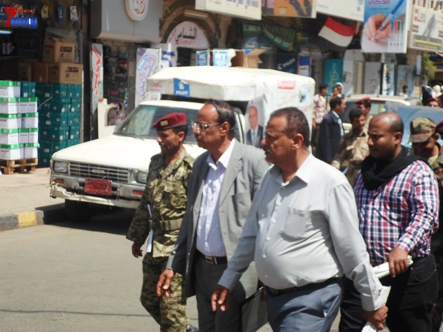 وقفة احتجاجية للجامعيين العسكريين والأمنيين أمام مكتب رئاسة الجمهورية احتجاجا على عدم ترقيتهم إلى رتبة ضابط 81