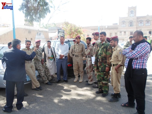 وقفة احتجاجية للجامعيين العسكريين والأمنيين أمام مكتب رئاسة الجمهورية احتجاجا على عدم ترقيتهم إلى رتبة ضابط 93