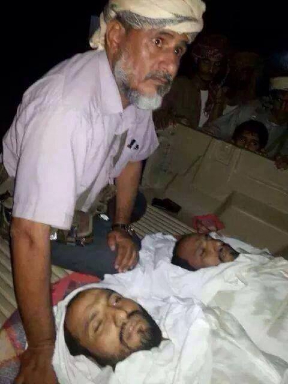 جماعة الحوثي تسيطر على مناطق هامة في الجوف وسط قصف للطيران الحربي