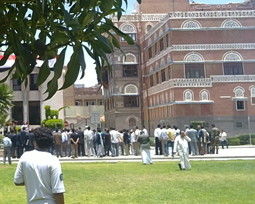 وكالة اخبارية تكشف عن اسم رئيس الحكومة الجديدة