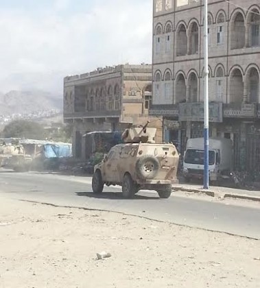 إصابة 3 جنود من اللواء 33 مدرع بمنطقة الجمرك بالضالع