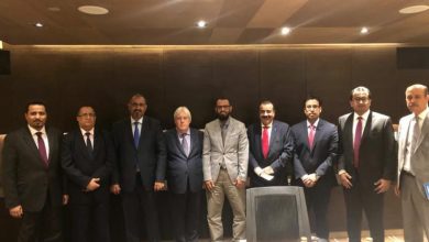 غريفيث مع قيادات الانتقالي