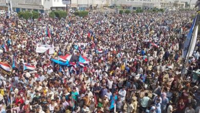 احتشد ساحة العروض بعد احداث عدن