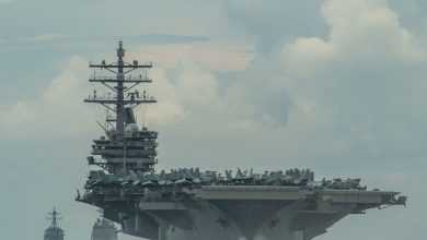 حاملة الطائرات الأمريكية نيميتز