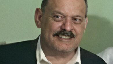 احمد سيف حاشد100