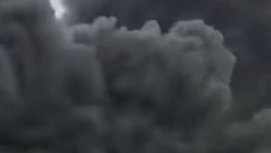 سحب دخان اسود صنعاء غارات اسرائيلية