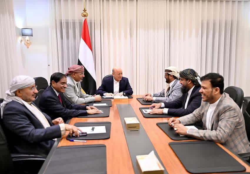 مجلس القيادة الرئاسي يجتمع في الرياض ويقر مراجعة قراراته وقرارات الزبيدي 1 FB IMG 1758227758755