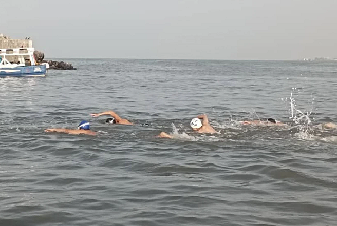 بطولة المياه المفتوحة بالحديدة