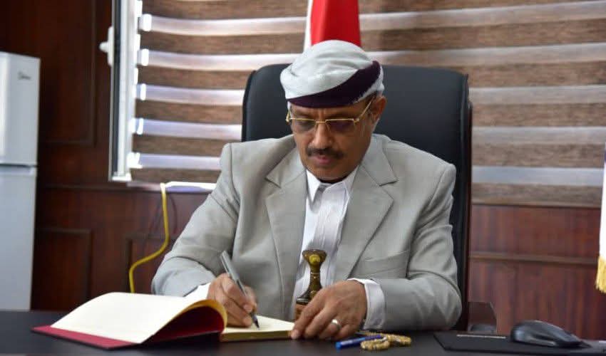 الفريق السامعي: المؤتمر الشعبي العام حزب وطني وعلى الجميع الحفاظ عليه