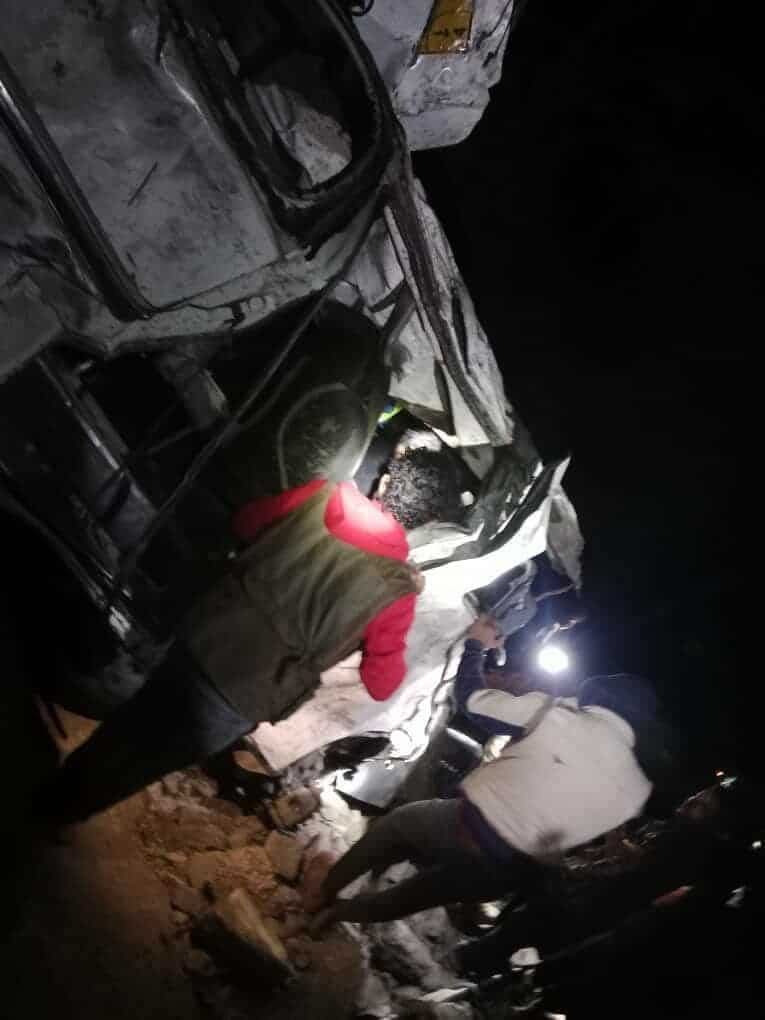 تعز.. حادث مروري مروّع يخلف أكثر من 10 ضحايا 1 FB IMG 1763471143497