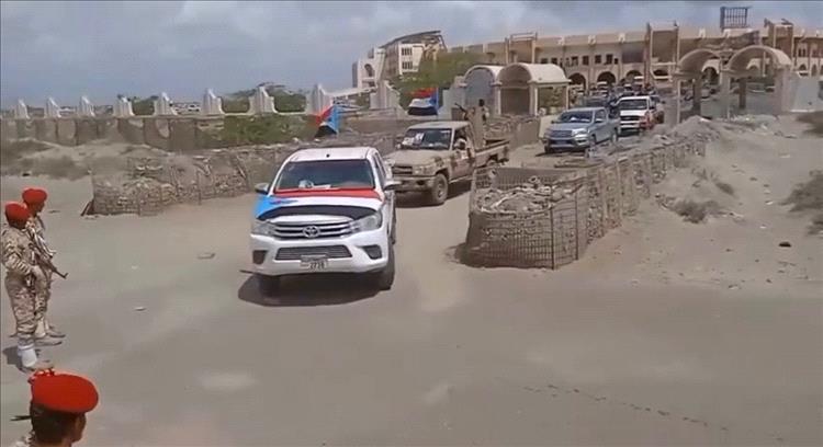 تعزيزات عسكرية للانتقالي تتجه شرقًا.. والعليمي يرد على الاعتصامات بتحركات دبلوماسية 1 8007