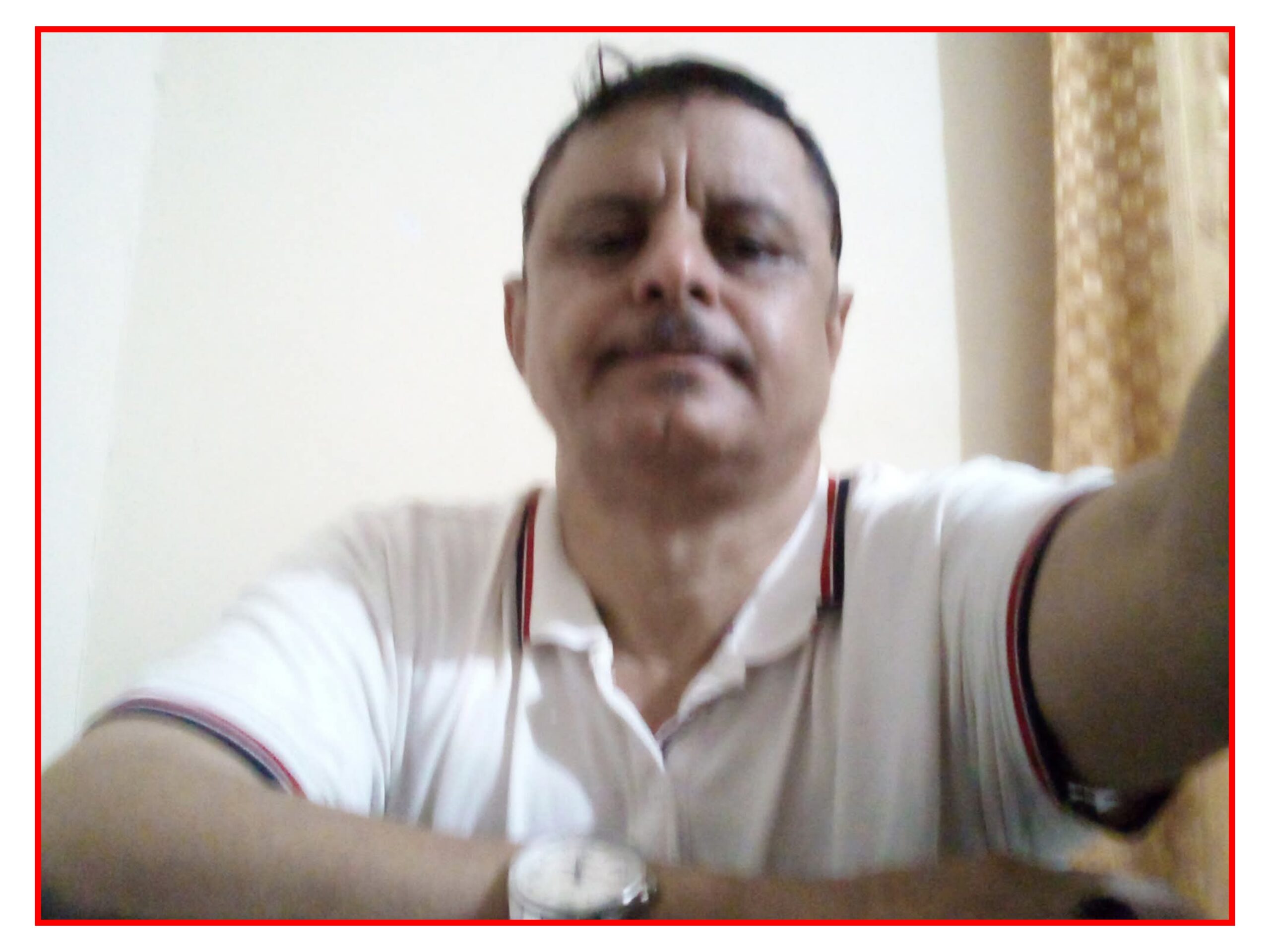 عدن.. اعتقال صحفي من اعتصام دعا له الانتقالي بمبرر ارتداء ملابس عليها ألوان العلم اليمني 1 87456 scaled