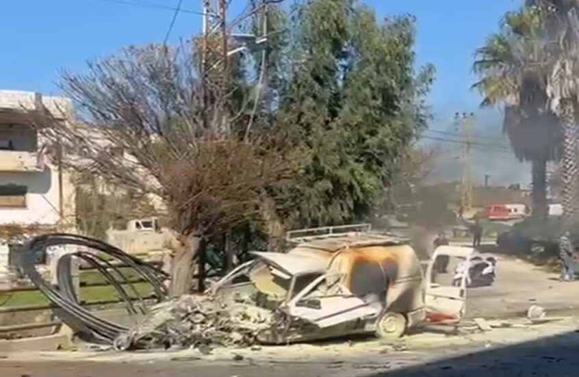 استهداف سيارة بضربة إسرائيلية في جنوب لبنان 1 695903774236045d8810e75e