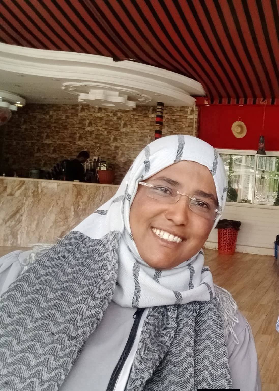 مثقفون يمنيون يدعون لحماية مديرة منتزه تعز ويدينون السلوك العنصري والاعتداء والتهديد الذي تعرضت له 1 FB IMG 1774731129617