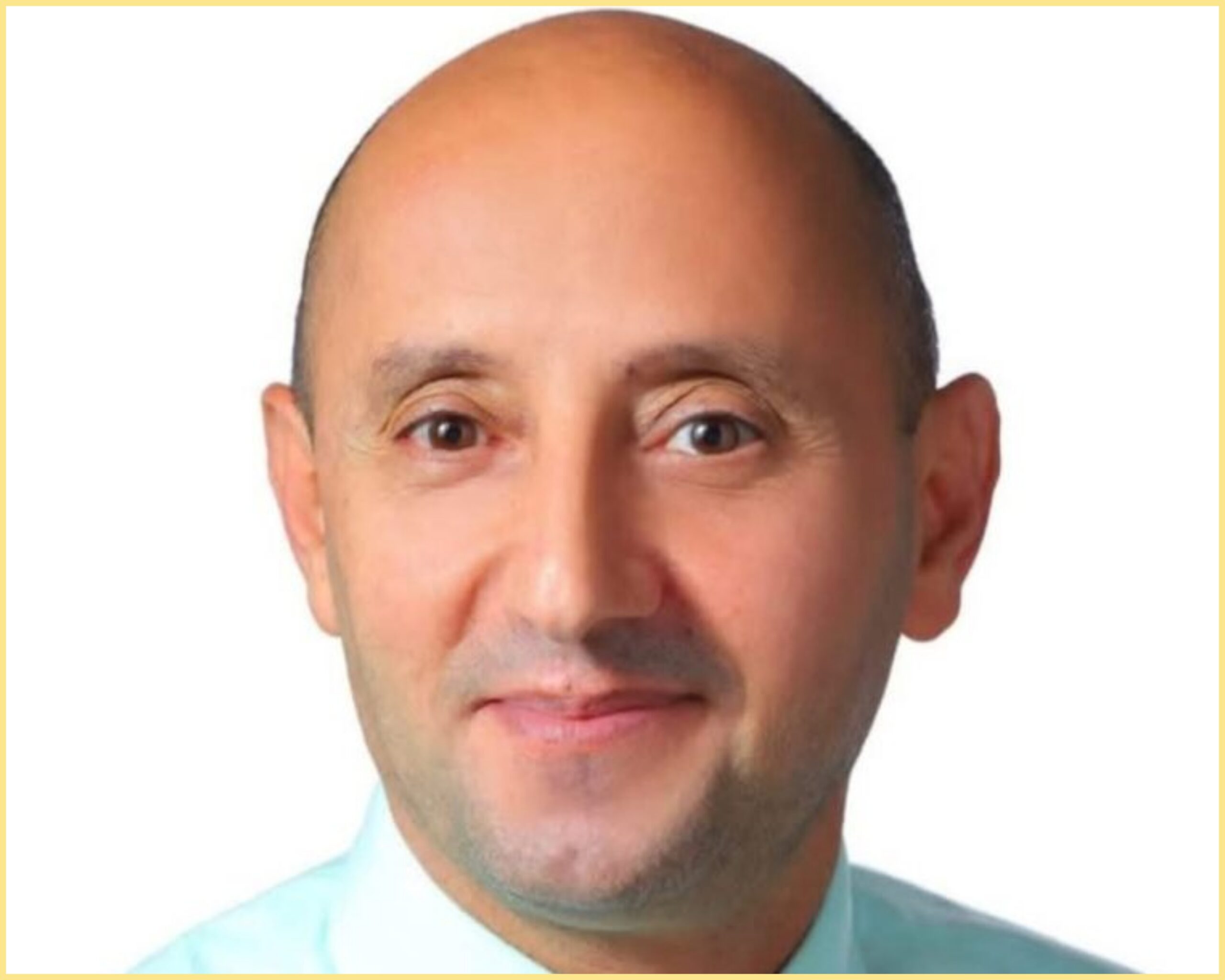 صنعاء.. اعتقال الصحفي أحمد المكش 1 701 scaled