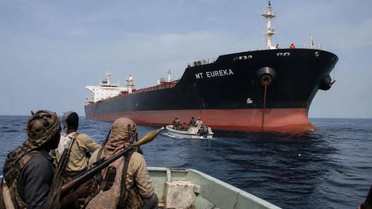 خفر السواحل تكشف عن اخر مستجدات خطف ناقلة نفط من قبالة سواحل شبوة 1 FB IMG 1777817028351