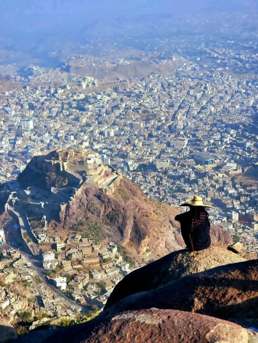 ارتفاع مخيف للإصابات بمرض الملاريا في محافظة تعز 1 FB IMG 1780874895320